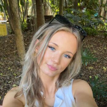 Babysitter in Brisbane: Madeline