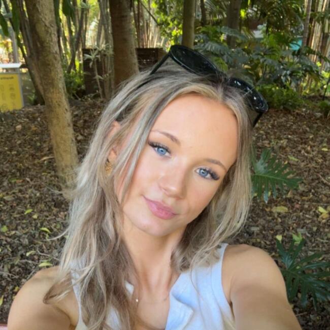 Babysitter in Brisbane: Madeline