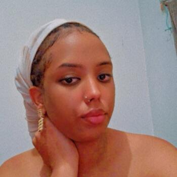 Nanny in Nairobi: Naiserian