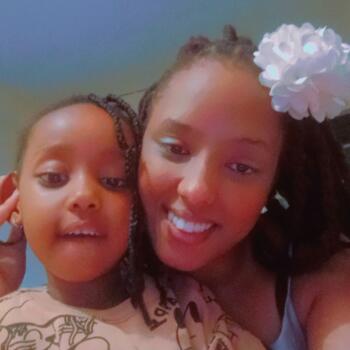 Nanny in Nairobi: Naiserian