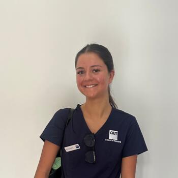 Babysitter in Brisbane: Sienna