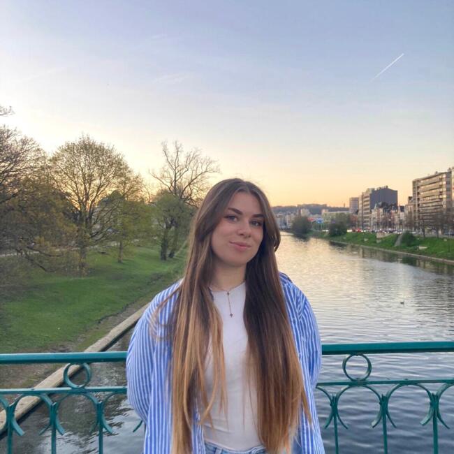 Babysitter in Liège: Pauline