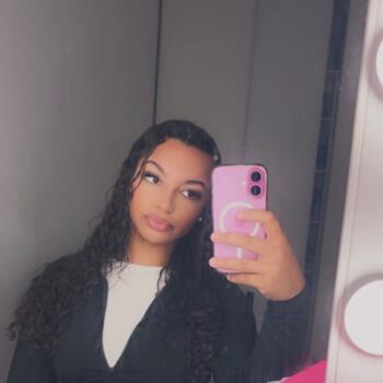 Babysitter in Sacy-le-Petit: Anaelle