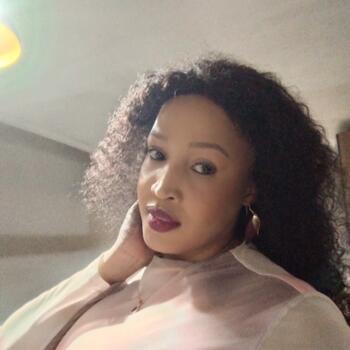 Babysitter in Pretoria: Betty