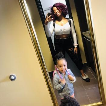 Baby-sitting Toronto: job de garde d'enfants Chante