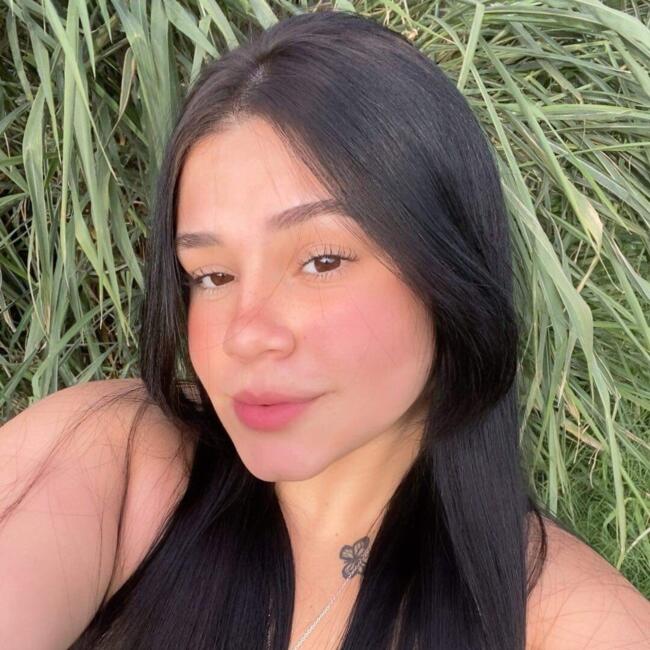 Babysitter in São Paulo: Livia