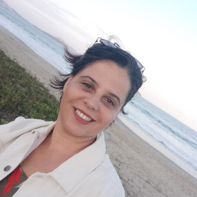 Babysitter in Blumenau: Leila