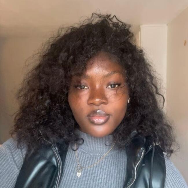 Babysitter in Châteauroux: Olivia