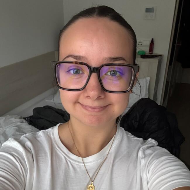 Babysitter in Oviedo: Sonia