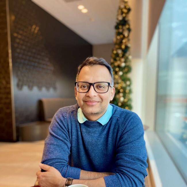 कोलकाता में बेबीसिटिंग की नौकरी: Vikash