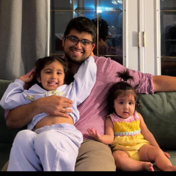 Nanny job in Toronto: babysitting job Ashwyn