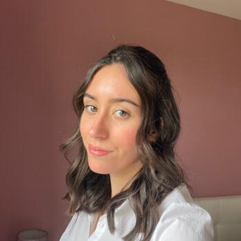 Baby-sitter Saint-Pierre-d'Albigny: Lola