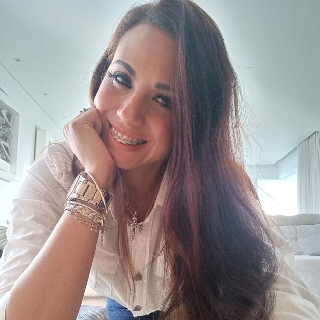 Babysitter in São Paulo: Thais