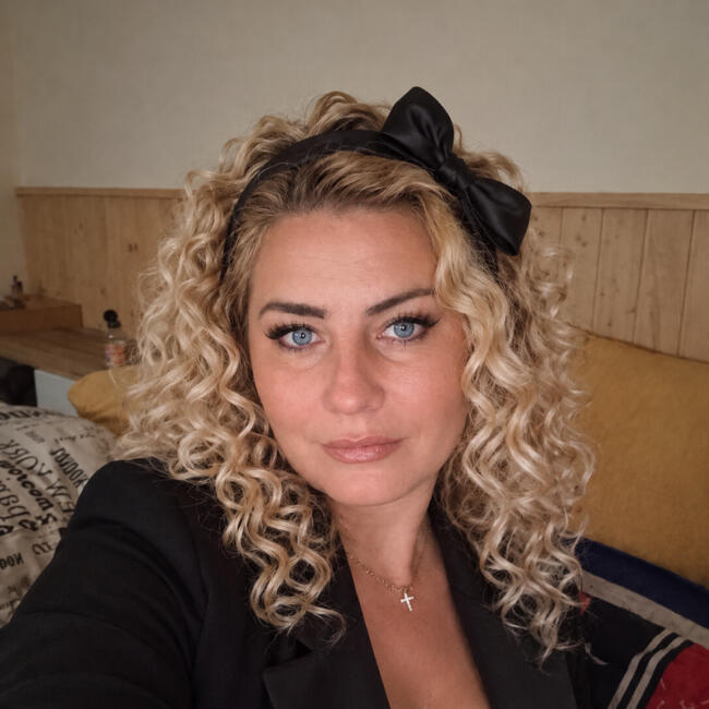 Babysitter in Sopron: Vivi