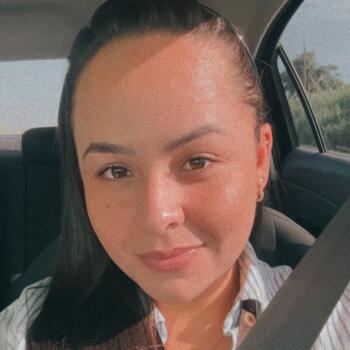 Babysitter Campo Mourão: Fernanda