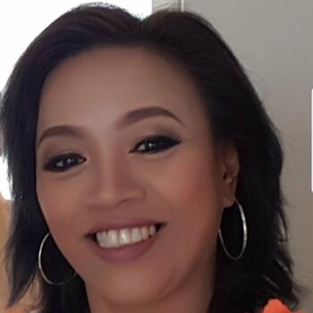 Babysitter Singapore: Zaharah