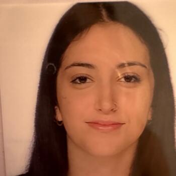 Babysitter in Petroúpolis: Μαριάννα