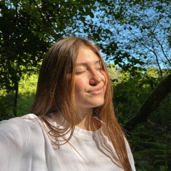 Babysitter in Toulon: Agathe