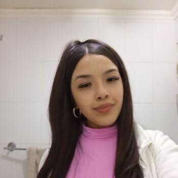 Niñera Peñaflor: Loyda