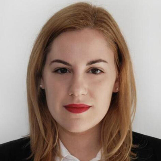 Babysitter in Pátrai: Ασημίνα