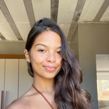 Babysitter in Maricá: Yasmin