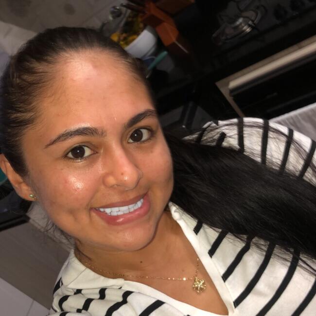 Babysitter in Manaus: Kelly