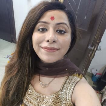 Nanny job in Delhi: babysitting job Dikshit