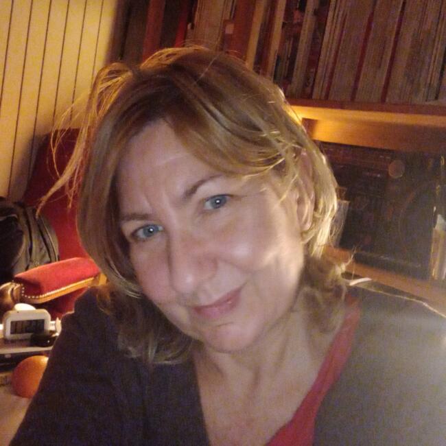 Babysitter in Aulnay-sous-Bois: Emmanuelle