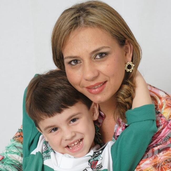 Babysitter in Vagos: Alessandra