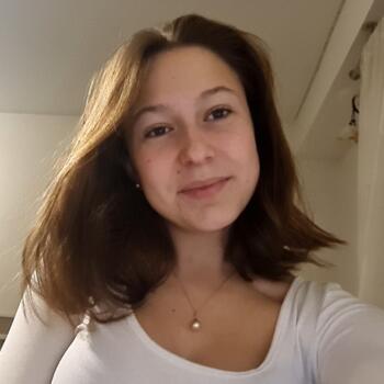 Babysitter in Weisendorf: Nina