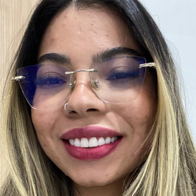Babysitting job in Fortaleza: Larissa