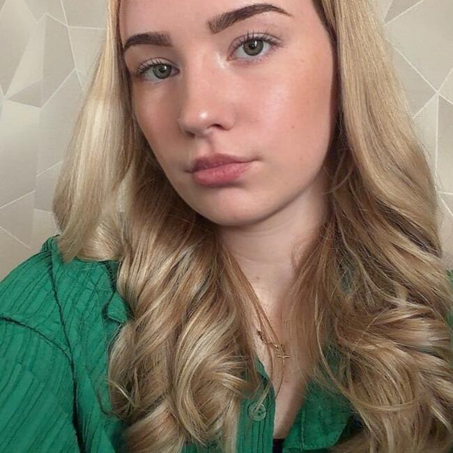 Babysitter in Redon: Urielle