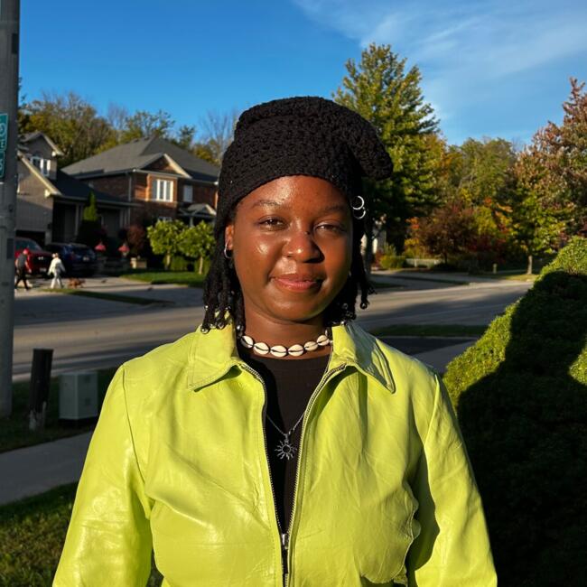 Babysitter in Oshawa: Shyline