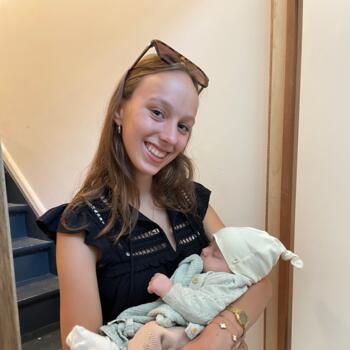 Babysitter in Kalmthout: Ella