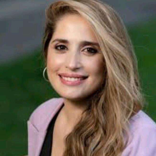 Babysitter in Vic: Chaimae