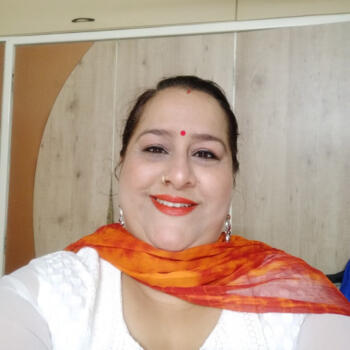 आया बम्बई: RAVINDER PREET KAUR