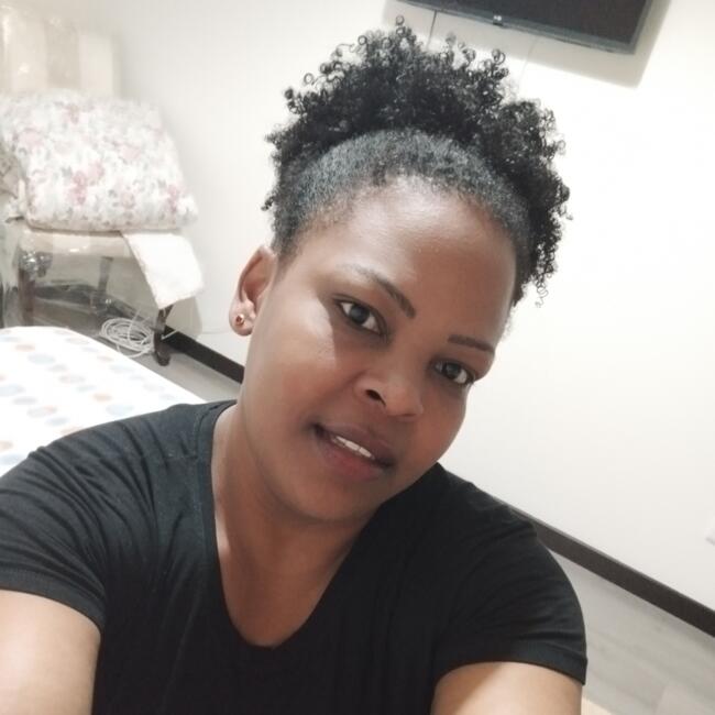 Babysitter in Santarém: Ivone