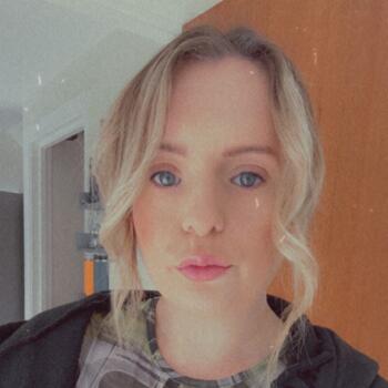 Babysitter in Stafford: Lisa