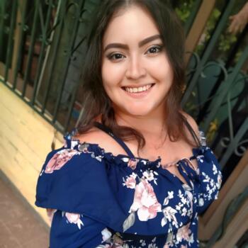 Babysitter in Uruca (Santa Ana): Elizabeth