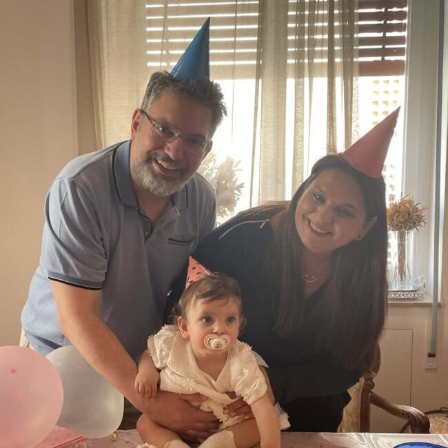 Babysitting job in Athens: Ελευθερία - Έρρικα