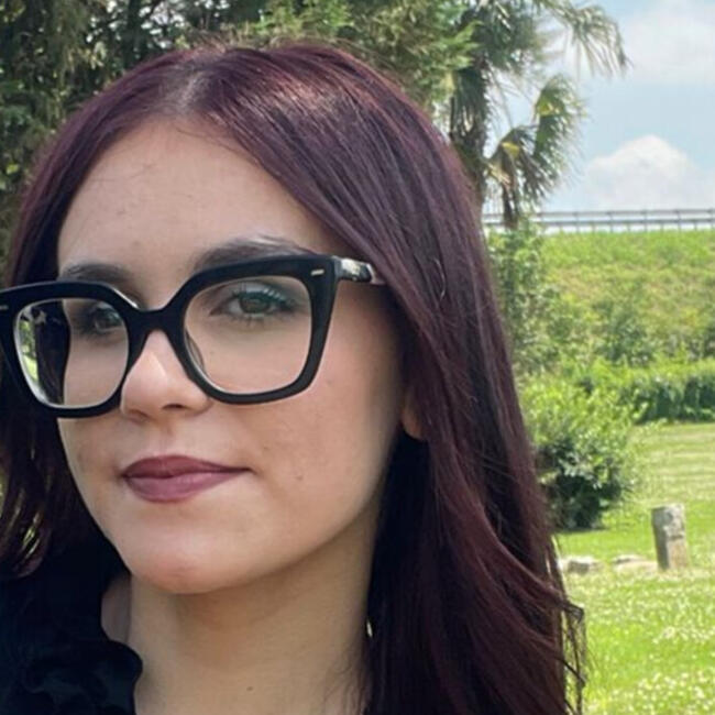 Babysitter a Vercelli: Emanuela