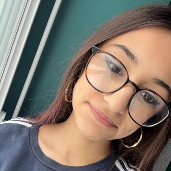 Babysitter in Quiévrechain: Emna