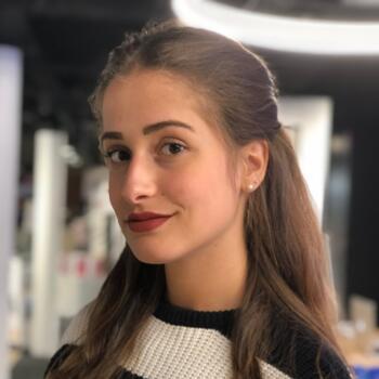 Babysitter in Lescar: Doriane la