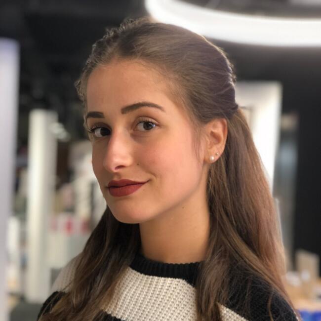 Babysitter in Lescar: Doriane la