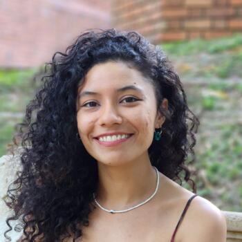 Babá em Recife: Luana