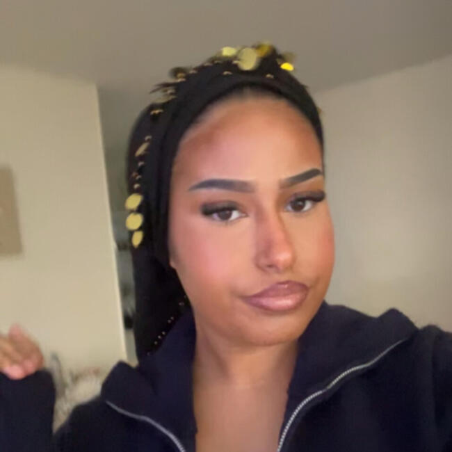 Babysitter in Saint-Denis: Shayma