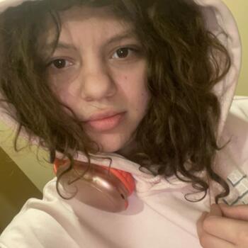 Nanny in Saint-Fargeau-Ponthierry: Eva