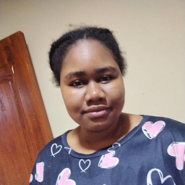 Niñera en Cartago: Karen