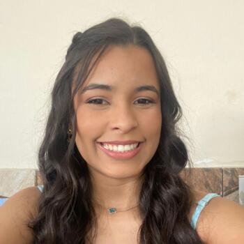 Babysitter in Serra: Laysa