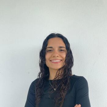 Babysitter Leiria: Débora